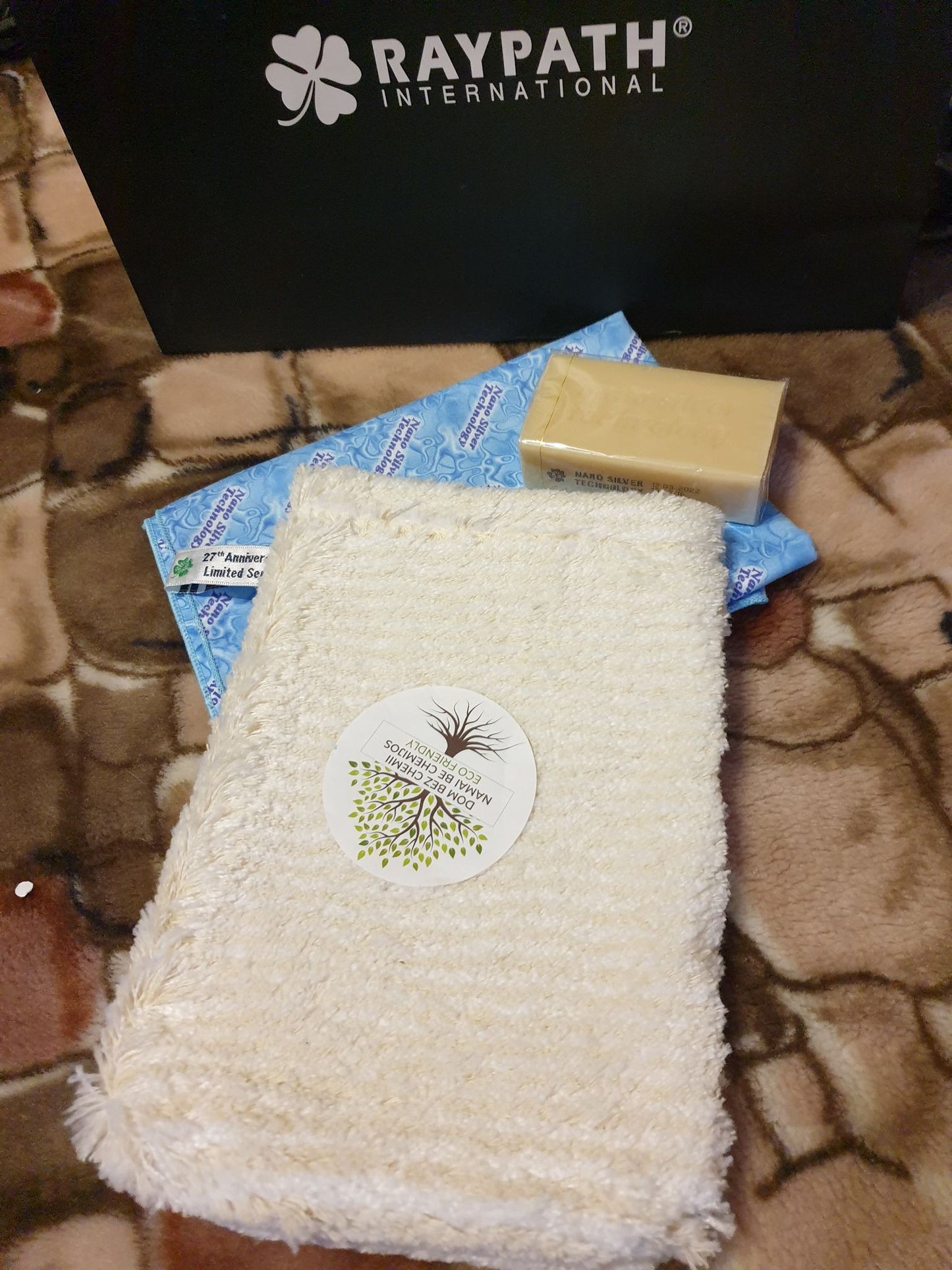 Kreminė pirštinė priežiūrai M